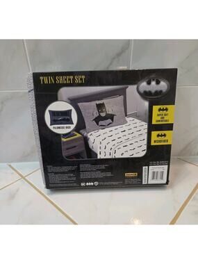 Brand New DC Comics Batman 3piece Twin Sheet Set Cotton Rich